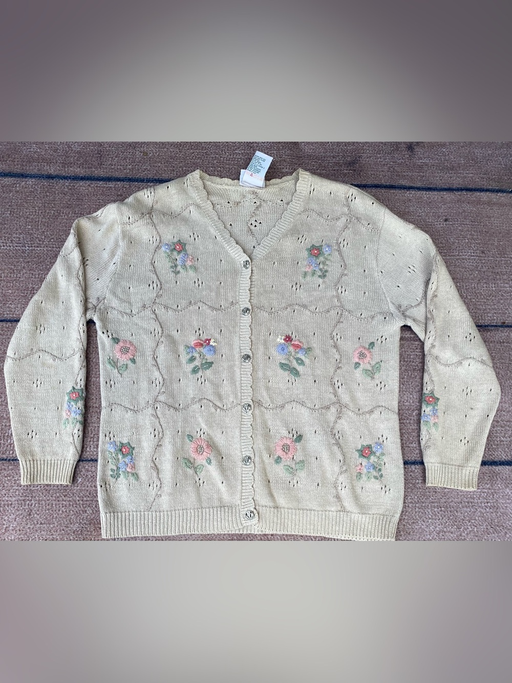 Northern Reflections Vintage cottage hand embroidered pointelle knit cardigan M